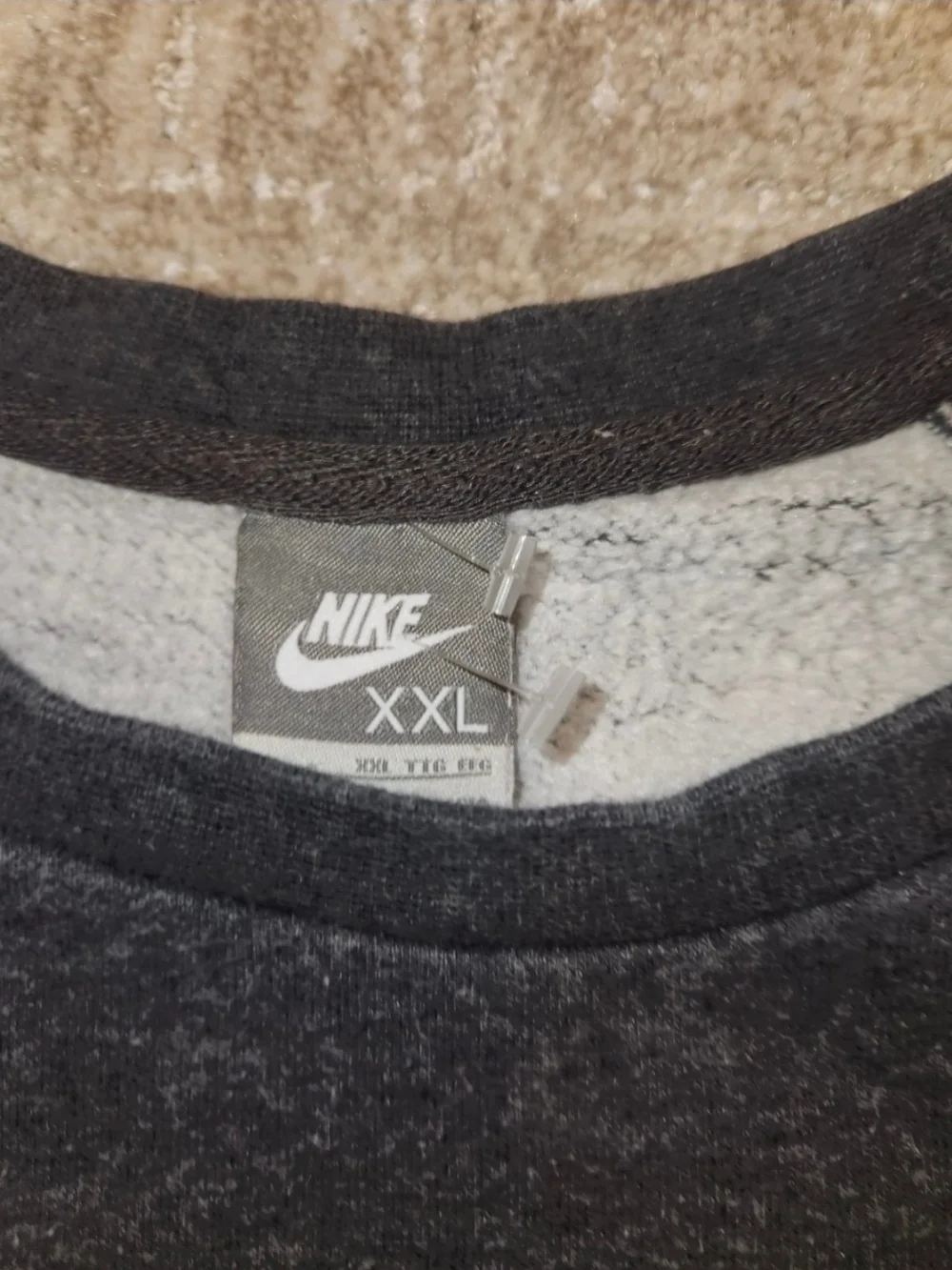 Nike Men's Charcoal Gray Crewneck Sweatshirt
